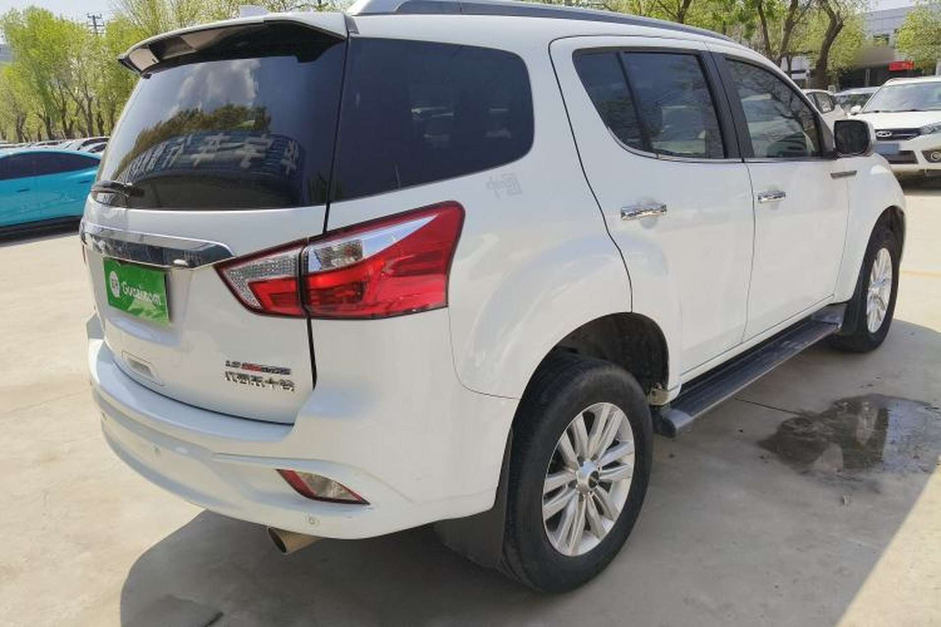 Used Isuzu mu-X 2020 1.9T Diesel Automatic 2WD Enjoyment Edition 5 Seats China VI Standard Rear Right 45 Deg