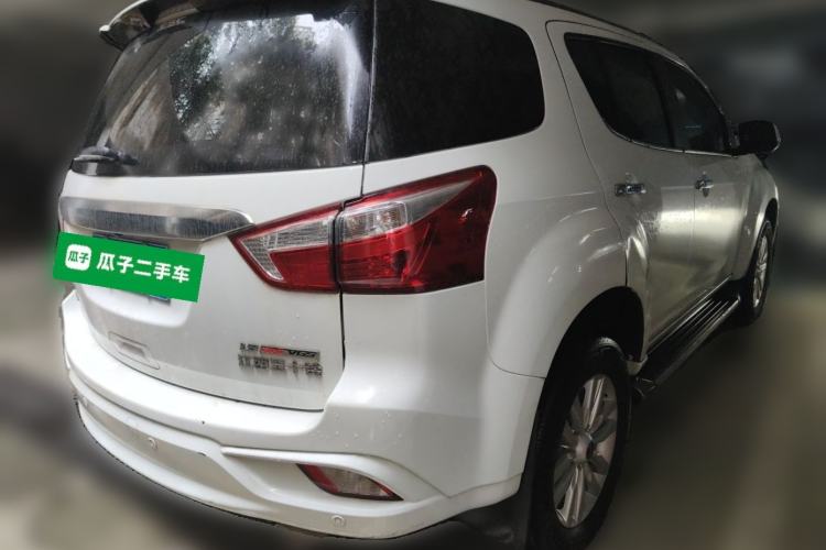 Used Isuzu mu-X 2020 1.9T Diesel Automatic 2WD Jingyue Edition 7 Seats China VI Standard Rear Right 45 Deg