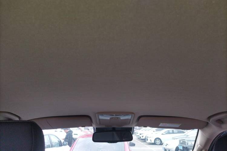 Used Isuzu mu-X 2022 2.0T Gasoline Automatic 4WD Jingyue Trim with 5 Seats Headliner