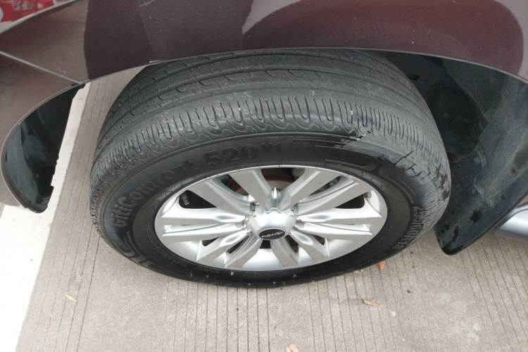 Used Isuzu mu-X 2022 2.0T Gasoline Automatic 4WD Jingyue Trim with 5 Seats Left Front Wheel Hub