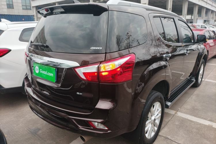 Used Isuzu mu-X 2022 2.0T Gasoline Automatic 4WD Jingyue Trim with 5 Seats Rear Right 45 Deg