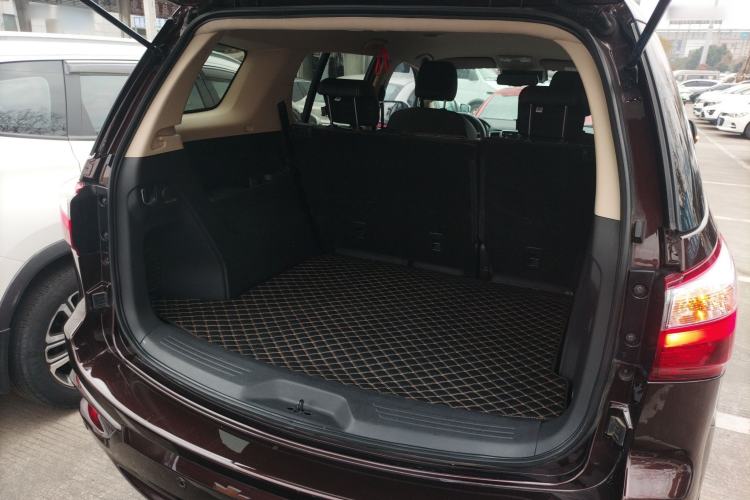Used Isuzu mu-X 2022 2.0T Gasoline Automatic 4WD Jingyue Trim with 5 Seats Trunk