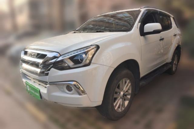 Used Isuzu mu-X 2022 2.0T Gasoline Automatic 4WD Jingyue Trim with 5 Seats