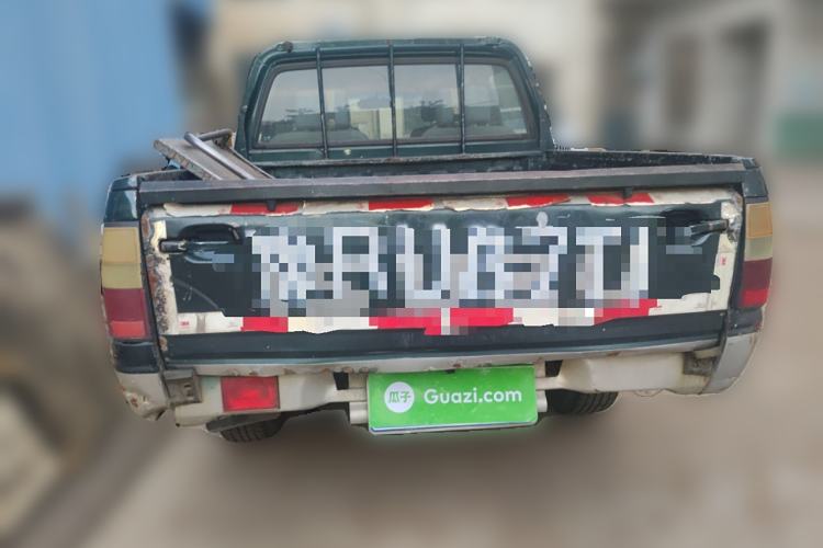 Used Isuzu Pickup 2009 2.5L 4x4 Base-Model Pickup Truck 4ZE3-MPI Exterior 4