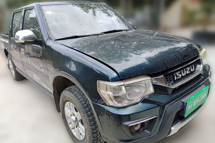 Used Isuzu Pickup 2009 2.8T Two-Wheel-Drive Base Pickup Truck with 4JB1-TCT Engine Front Right 45 Deg