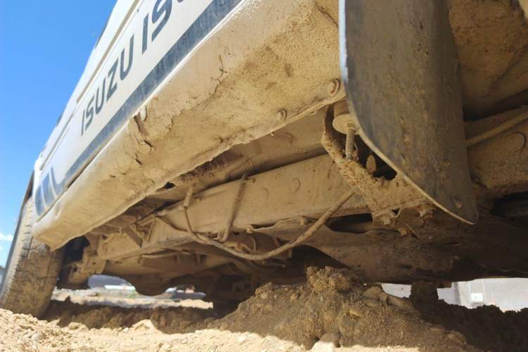 Used Isuzu Pickup 2009 2.5L 4x4 Base-Model Pickup Truck 4ZE3-MPI Chassis Front Right