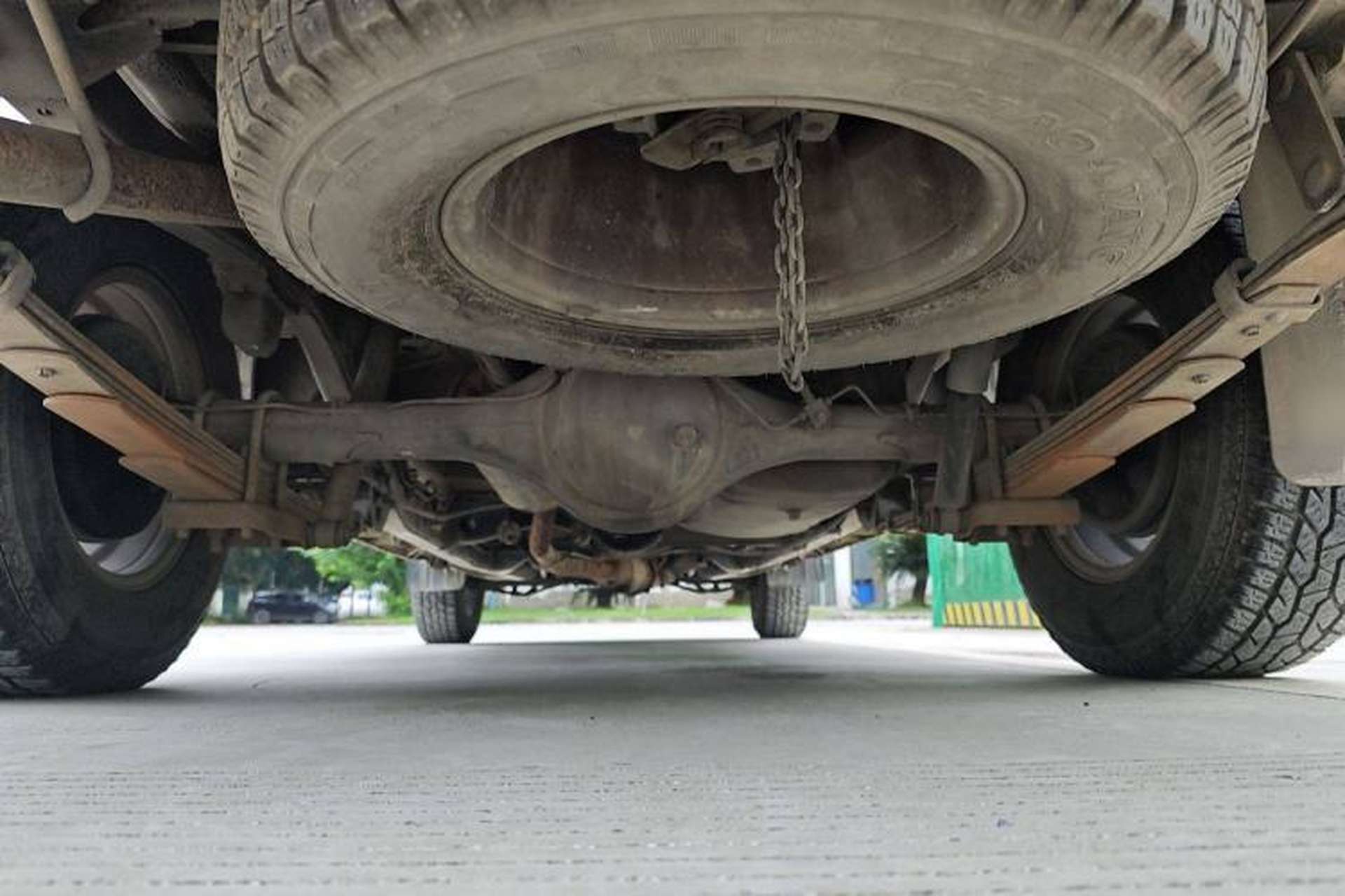 Used Isuzu Pickup 2009 2.8T Two-Wheel-Drive Base Van 4JB1-TCT Chassis Rear