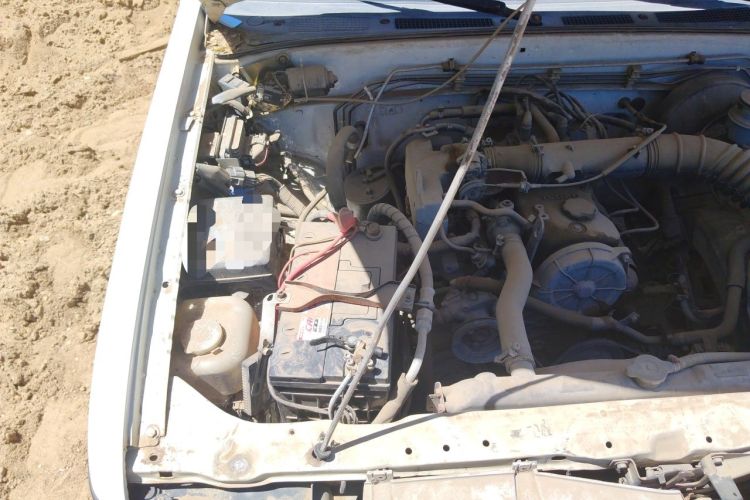 Used Isuzu Pickup 2009 2.5L 4x4 Base-Model Pickup Truck 4ZE3-MPI Engine Bay Right