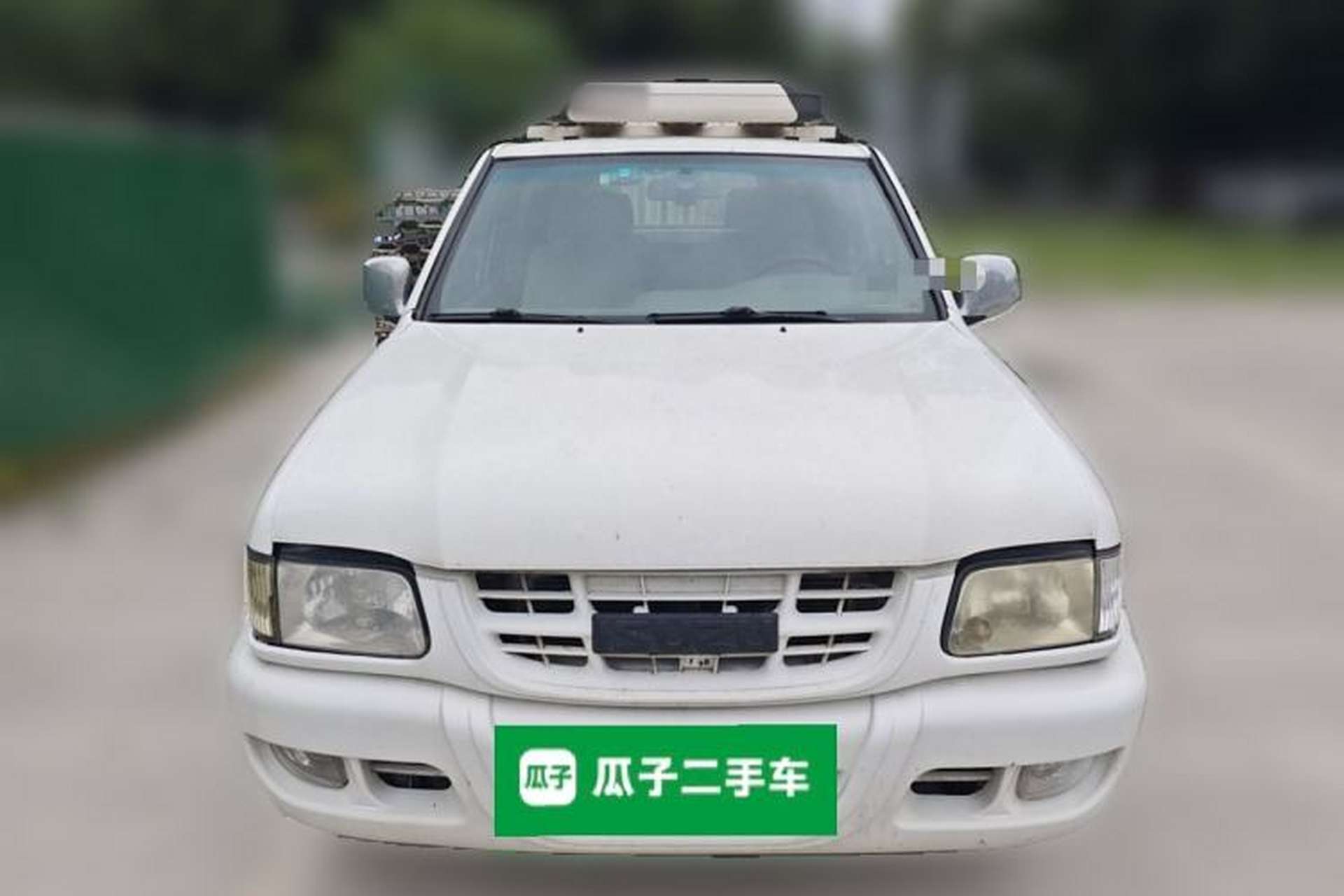 Used Isuzu Pickup 2009 2.8T Two-Wheel-Drive Base Van 4JB1-TCT Front