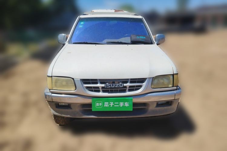 Used Isuzu Pickup 2009 2.5L 4x4 Base-Model Pickup Truck 4ZE3-MPI Front