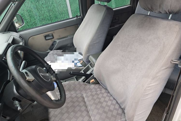 Used Isuzu Pickup 2009 2.8T Two-Wheel-Drive Base Van 4JB1-TCT Left Front Seat