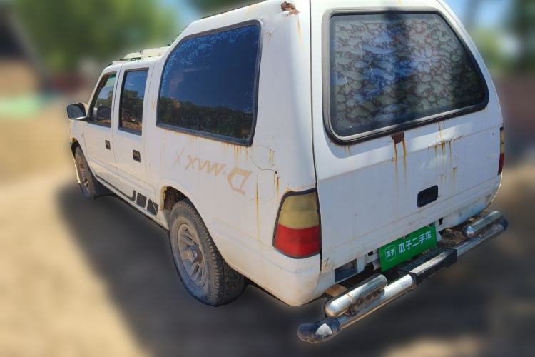 Used Isuzu Pickup 2009 2.5L 4x4 Base-Model Pickup Truck 4ZE3-MPI Rear Left 45 Deg