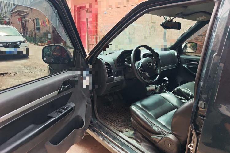Used Isuzu Pickup 2015 3.0T Four-Wheel Drive 4KH1CT Driver Seat