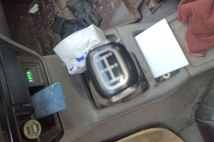 Used Isuzu Pickup 2015 2.8T Two-Wheel Drive 4JB1CT Gear Lever