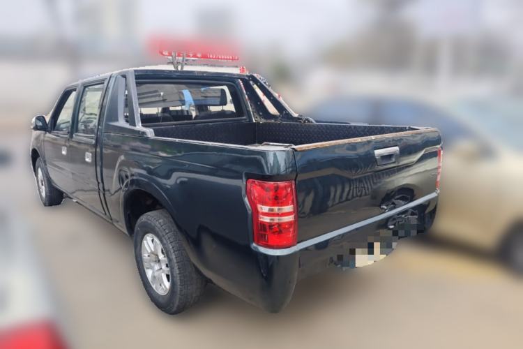 Used Isuzu Pickup 2015 2.8T Four-Wheel Drive 4JB1CT Rear Left 45 Deg