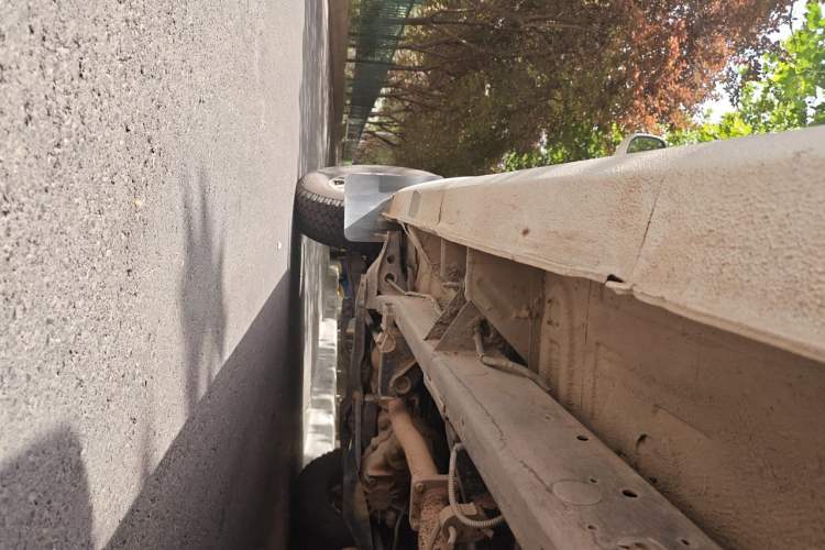 Used Isuzu Pickup  Chassis Rear Left