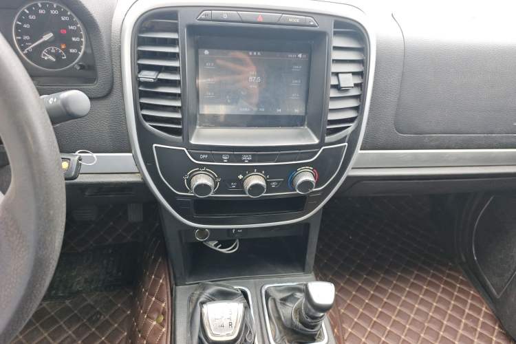 Used Isuzu Qingling T17  Audio And AC Panel