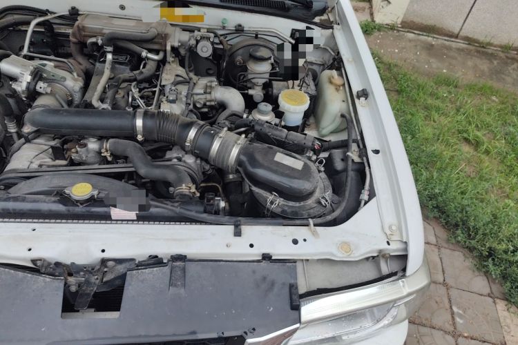 Used Isuzu Qingling T17  Engine Bay Left