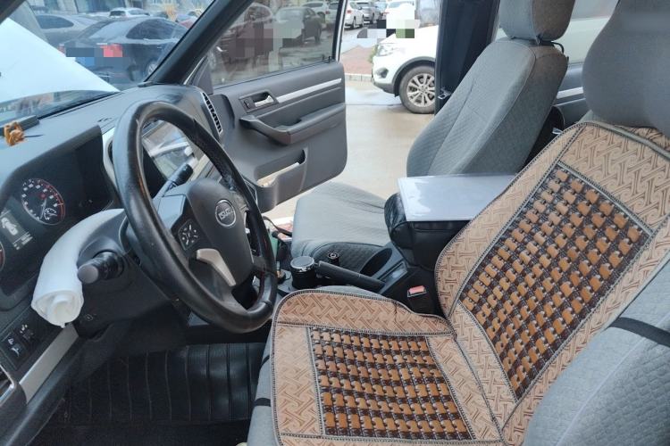 Used Isuzu Qingling T17  Left Front Seat