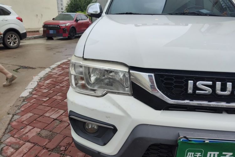 Used Isuzu Qingling T17  Right Front Headlight