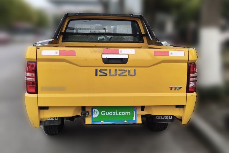 Used Isuzu Qingling T17 2021 3.0T Diesel Two-Wheel Drive Crew Cab with Extended Wheelbase Model 4KH1CT6H1 Exterior 4