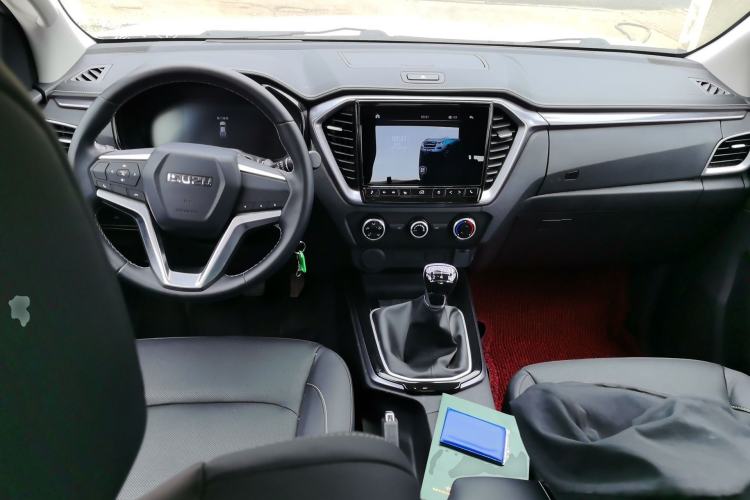 Used Isuzu Qingling T30  Center Console
