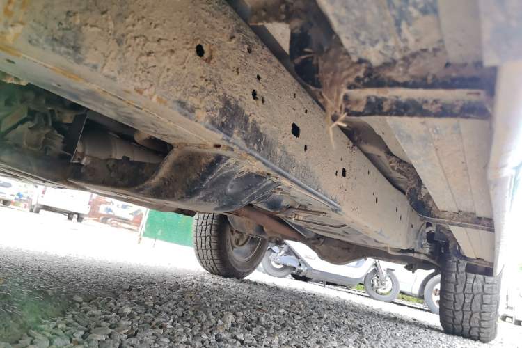 Used Isuzu Qingling T30  Chassis Front Left
