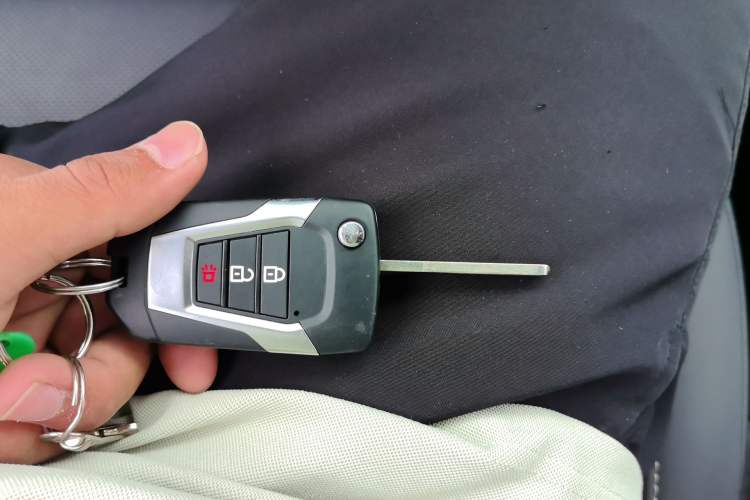 Used Isuzu Qingling T30  Vehicle Key