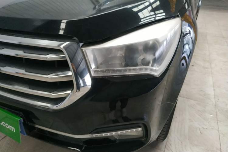 Used Isuzu TAGA 2018 3.0T Two-Wheel Drive Ultra-Luxury Version Left Front Headlight
