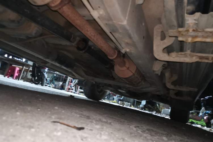 Used Isuzu TAGA 2018 3.0T Four-Wheel Drive Luxury Edition Chassis Rear Right