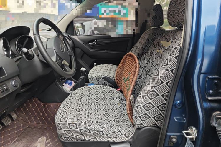 Used Isuzu TAGA 2018 3.0T Four-Wheel Drive Luxury Edition Left Front Seat