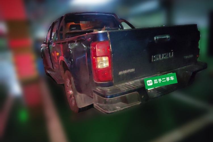 Used Isuzu TAGA 2018 3.0T Four-Wheel Drive Luxury Edition Rear Left 45 Deg