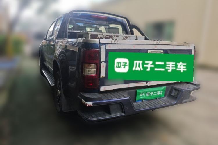 Used Isuzu TAGA 2018 3.0T Two-Wheel Drive Luxury Edition Rear Left 45 Deg