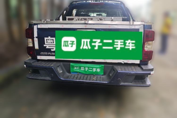 Used Isuzu TAGA 2018 3.0T Two-Wheel Drive Luxury Edition Rear