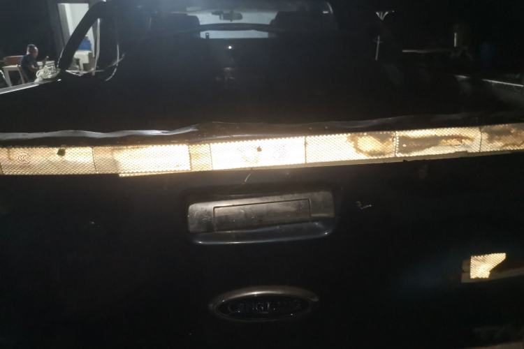 Used Isuzu TAGA 2018 3.0T Four-Wheel Drive Luxury Edition Trunk