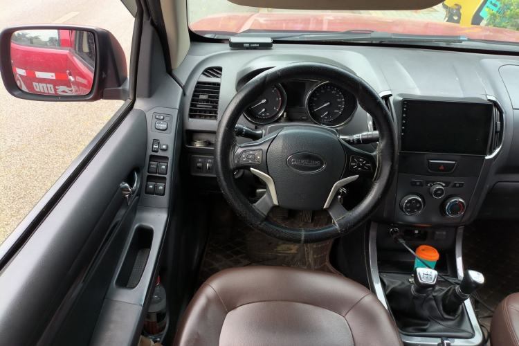 Used Isuzu TAGA 2018 3.0T Four-Wheel Drive Ultra-Luxury Version Steering Wheel
