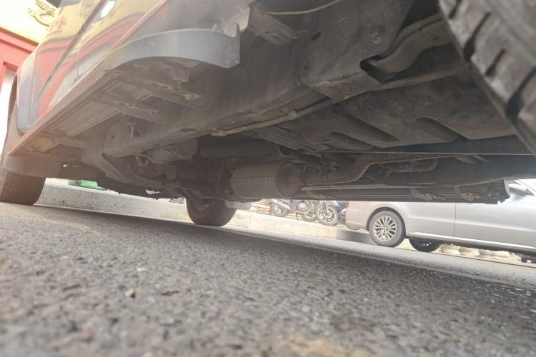 Used Isuzu TAGA 2018 3.0T Two-Wheel Drive Elite Edition Chassis Rear Left