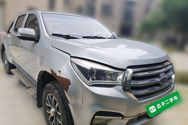 Used Isuzu TAGA 2018 3.0T Two-Wheel Drive Ultra-Luxury Version Front Right 45 Deg