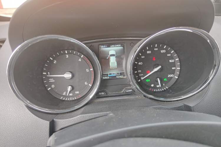 Used Isuzu TAGA 2018 3.0T Two-Wheel Drive Elite Edition Instrument Cluster