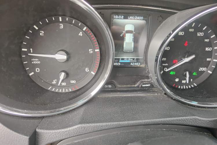 Used Isuzu TAGA 2018 3.0T Two-Wheel Drive Elite Edition Odometer Close Up