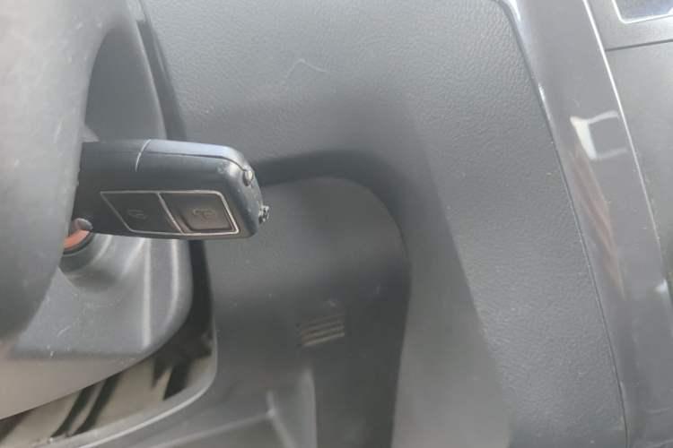 Used Isuzu TAGA 2018 3.0T Two-Wheel Drive Elite Edition Vehicle Key