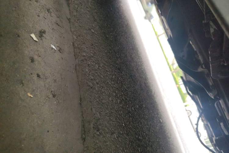 Used Isuzu TAGA 2018 3.0T Two-Wheel Drive Elite Edition Chassis Front Right