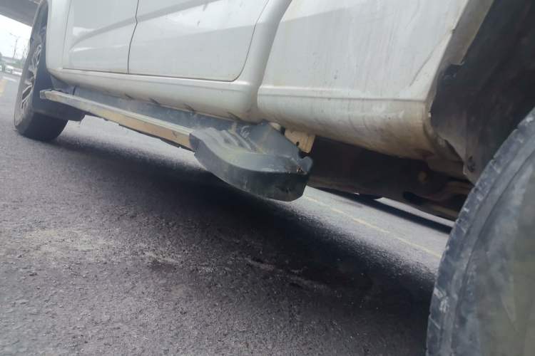 Used Isuzu TAGA 2018 3.0T Four-Wheel Drive Luxury Edition Chassis Rear Left