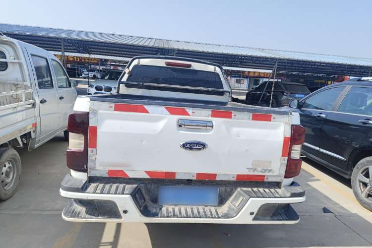 Used Isuzu TAGA 2018 3.0T Four-Wheel Drive Ultra-Luxury Version Exterior 4