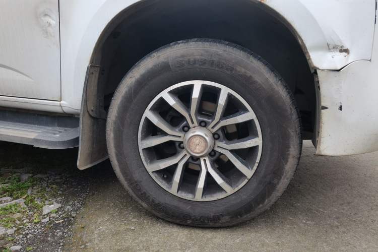Used Isuzu TAGA 2018 3.0T Two-Wheel Drive Elite Edition Right Front Wheel Hub