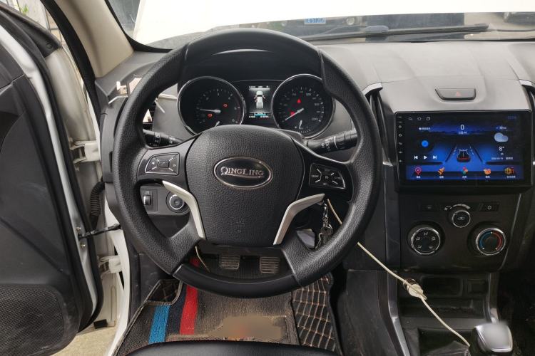 Used Isuzu TAGA 2018 3.0T Two-Wheel Drive Elite Edition Steering Wheel