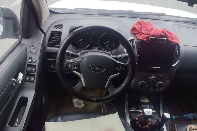 Used Isuzu TAGA 2018 3.0T Four-Wheel Drive Luxury Edition Steering Wheel