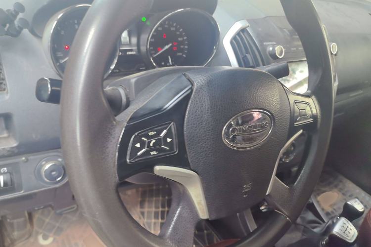 Used Isuzu TAGA 2018 3.0T Four-Wheel Drive Ultra-Luxury Version Steering Wheel