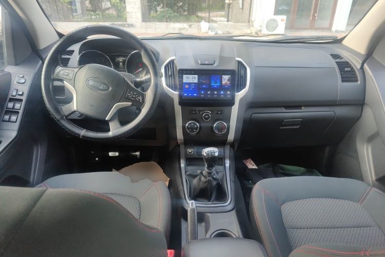Used Isuzu TAGA  Center Console