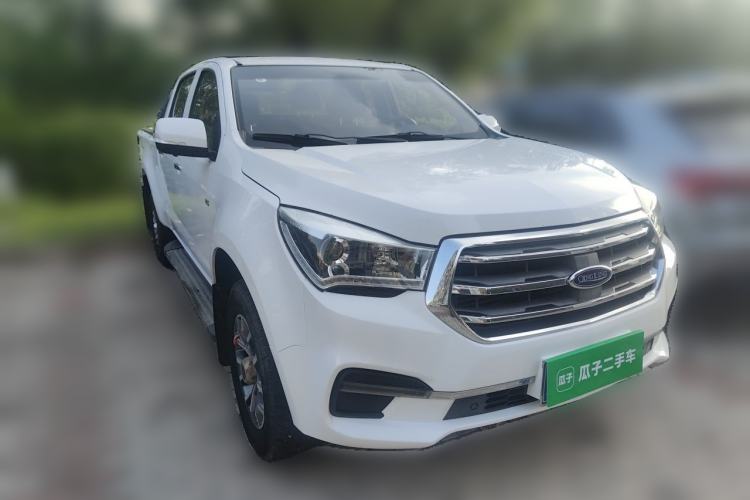 Used Isuzu TAGA  Front Right 45 Deg